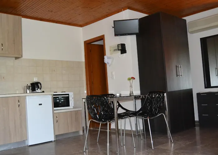 Anna Apartments